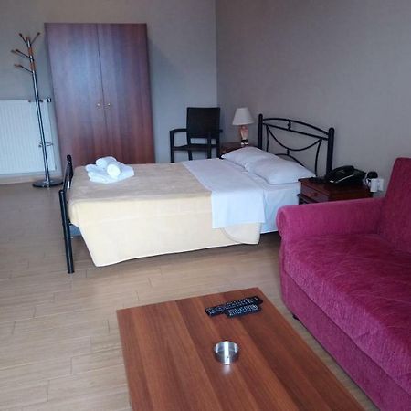 Alpina Suites Кастория Экстерьер фото